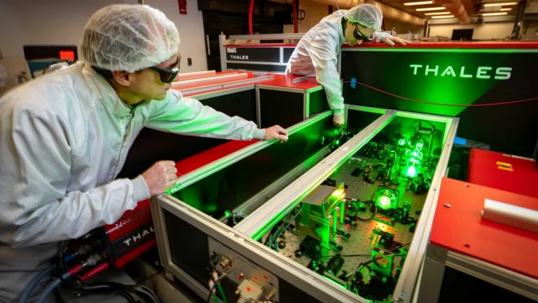 Des faisceaux de muons créés par laser pour sonder la matière