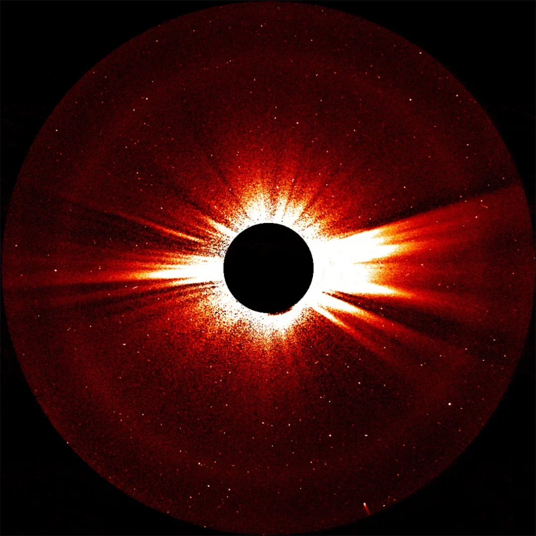 Vent solaire : deux sondes percent le mystère de son accélération Vent solaire : deux sondes percent le mystère de son accélération