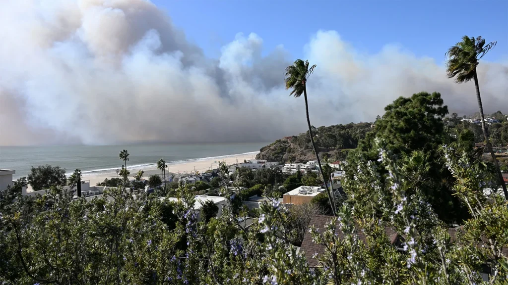 Incendies de Los Angeles : impact inédit sur l'océan Pacifique