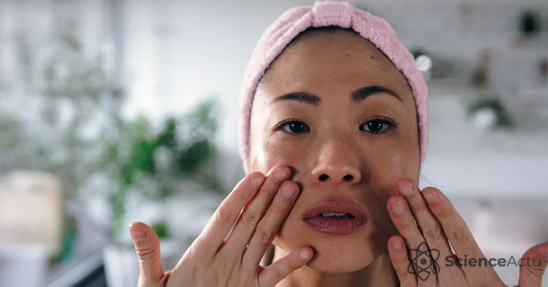 Crème à l’œstrogène pour le visage : miracle anti-âge ou danger ? Crème à l’œstrogène pour le visage : miracle anti-âge ou danger ?