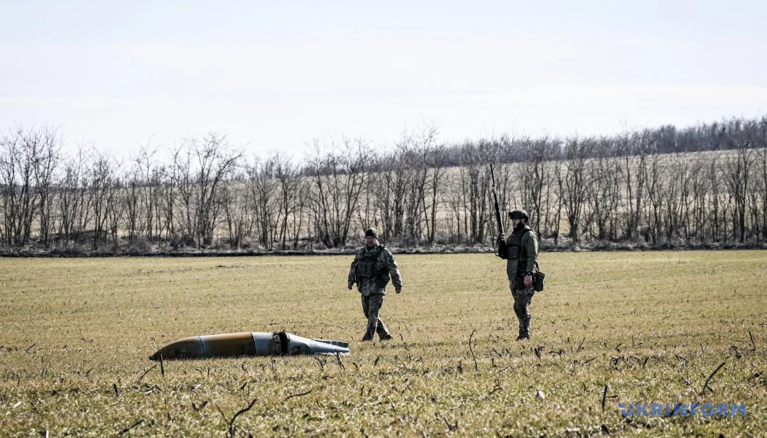 Bombe planante neutralisée par des systèmes de guerre électronique en Ukraine