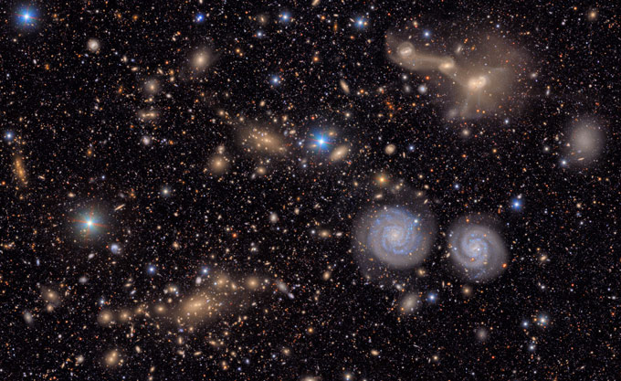Étoiles et galaxies de diverses formes et couleurs